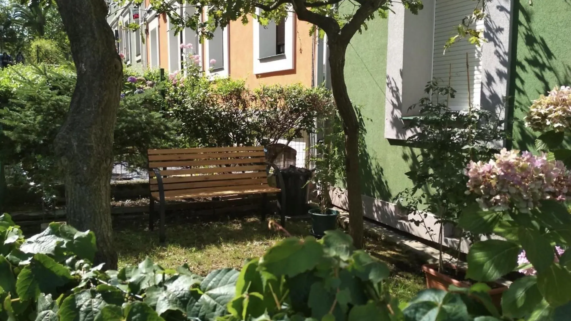 Jardin Secreto By Oasis Bilbao Ebi 2374 Apartment Spain